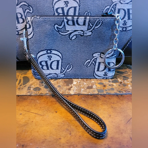 Dooney & Bourke Donegal Crest Logo Satchel Bag - Picture 12 of 13